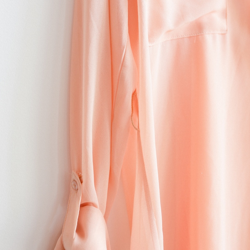 Costa Blanca Peach shirt dress sz. Medium - Picture 4 of 5